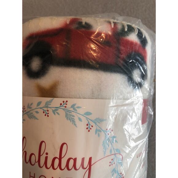 Holiday Home 50" x 60" Fleece Throw NEW - Picture 4 of 4